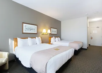 Lakeview Inns & Suites - Okotoks hotel thumbnail 8