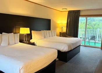 Indian Head Resort hotel thumbnail 3