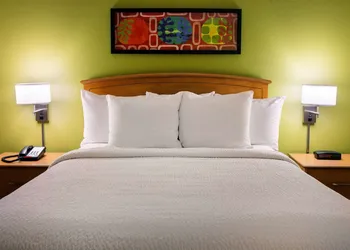 Sonesta Simply Suites Phoenix Scottsdale hotel thumbnail 7