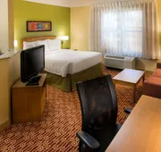 Sonesta Simply Suites Phoenix Scottsdale hotel detail image 3