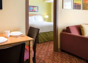 Sonesta Simply Suites Phoenix Scottsdale hotel thumbnail 5