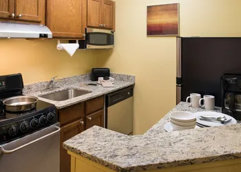 Sonesta Simply Suites Phoenix Scottsdale hotel thumbnail 8