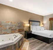 Best Western Plus Des Moines West Inn & Suites hotel detail image 5