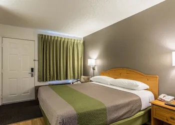 Studio 6 Albuquerque, NM - North hotel thumbnail 7