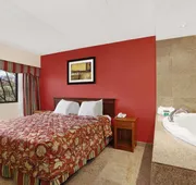 Ramada by Wyndham East Orange hotel detail image 4