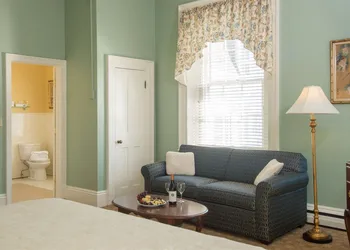 Middlebury Inn hotel thumbnail 6