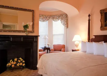 Middlebury Inn hotel thumbnail 7
