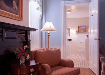 Middlebury Inn hotel thumbnail 8
