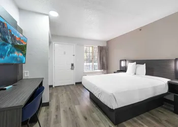 Studio 6 Extended Stay Tucker GA Atlanta Northlake hotel thumbnail 6