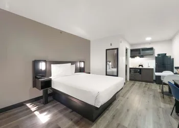 Studio 6 Extended Stay Tucker GA Atlanta Northlake hotel thumbnail 7