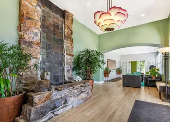 Best Western Plus Capitola By-the-sea Inn & Suites hotel thumbnail 3