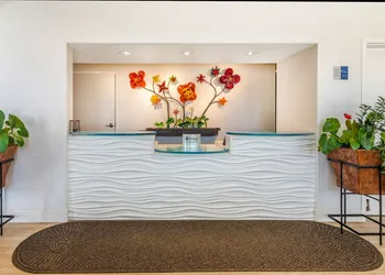 Best Western Plus Capitola By-the-sea Inn & Suites hotel thumbnail 5