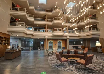 Four Points by Sheraton St. Catharines Niagara Suites hotel thumbnail 2