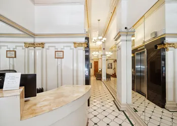 Union Square Plaza Hotel hotel thumbnail 6
