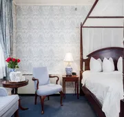 Simsbury 1820 House hotel detail image 7