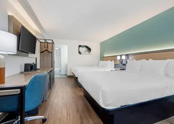 Comfort Inn Sea World Area hotel thumbnail 5
