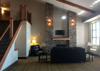 Baymont by Wyndham Oacoma hotel thumbnail 2
