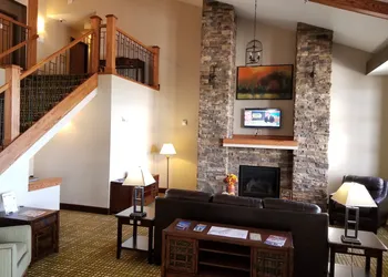 Baymont by Wyndham Oacoma hotel thumbnail 5
