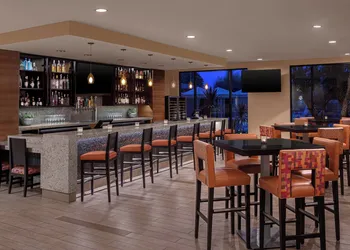 Delta Hotels by Marriott Anaheim Garden Grove hotel thumbnail 2