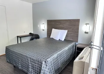 Masters Inn Atlanta - Doraville at I-85 & 285 hotel thumbnail 4