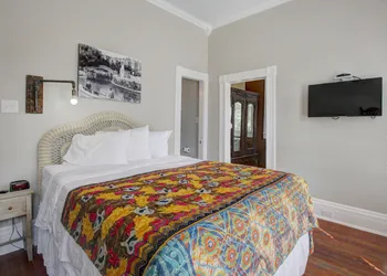 Inn on the Riverwalk hotel thumbnail 5
