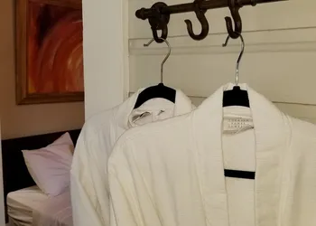 Inn on the Riverwalk hotel thumbnail 7
