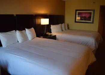 BridgePointe Hotel & Marina hotel thumbnail 7