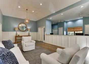Mariners Suites hotel thumbnail 2