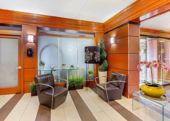 Quality Inn Toronto Airport hotel thumbnail 3