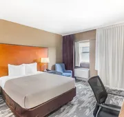 Quality Inn Toronto Airport hotel detail image 4