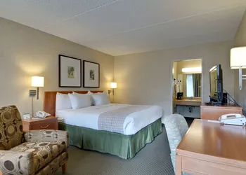 Vagabond Inn Los Angeles at USC hotel thumbnail 2