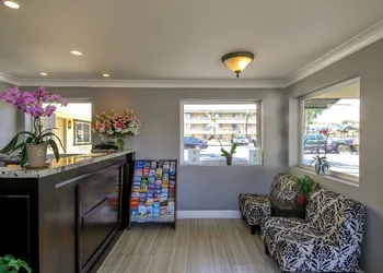 Vagabond Inn Whittier hotel thumbnail 4