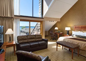 Arrowwood Resort Hotel and Conference Center - Alexandria, MN hotel thumbnail 4