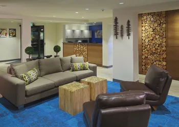 Accent Inns Victoria hotel thumbnail 2
