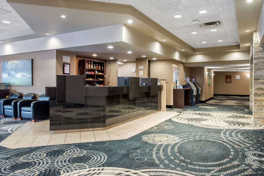 Clarion Hotel & Suites hotel detail image 2