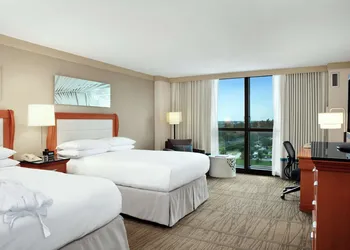 DoubleTree by Hilton Hotel Miami Airport & Convention Center hotel thumbnail 8