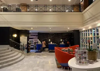 Novotel Toronto Centre hotel thumbnail 2