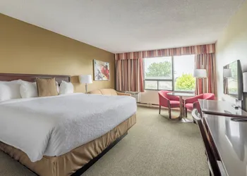 Hôtel WelcomINNS hotel thumbnail 5