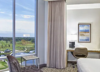 Mystic Lake Casino Hotel hotel thumbnail 6