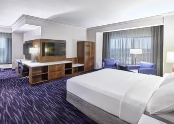 Mystic Lake Casino Hotel hotel thumbnail 8