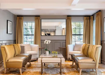 The Inn at Saratoga, Tapestry Collection by Hilton hotel thumbnail 4