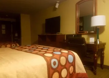 Super 8 by Wyndham Casper East/Evansville hotel thumbnail 7