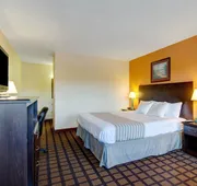 Econo Lodge Sharon - Foxborough hotel detail image 7