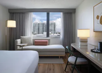 Renaissance Fort Lauderdale Marina Hotel hotel thumbnail 7