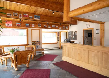 Rocky Mountain Ski Lodge hotel thumbnail 2
