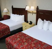 Pike's Waterfront Lodge hotel detail image 5