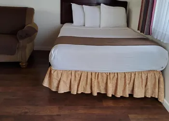 Bide-A-Wee Inn hotel thumbnail 8