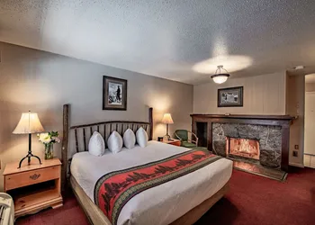Antler Inn hotel thumbnail 6