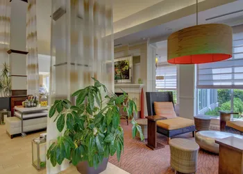Hilton Garden Inn Norwalk hotel thumbnail 3