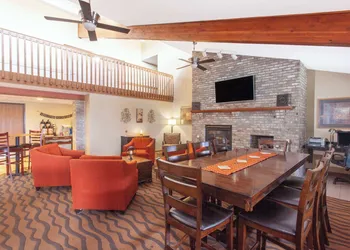 AmericInn by Wyndham St. Cloud MN I-94 hotel thumbnail 3